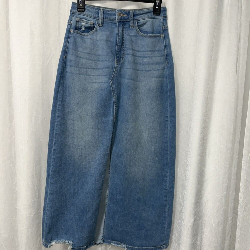 Harper Heritage Light Wash Distressed Jean Maxi Skirt Size 27